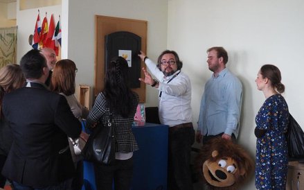 Majda ujawnił tajny schowek działu produktu (podobno często otwierany pod nieobecność kierownictwa f