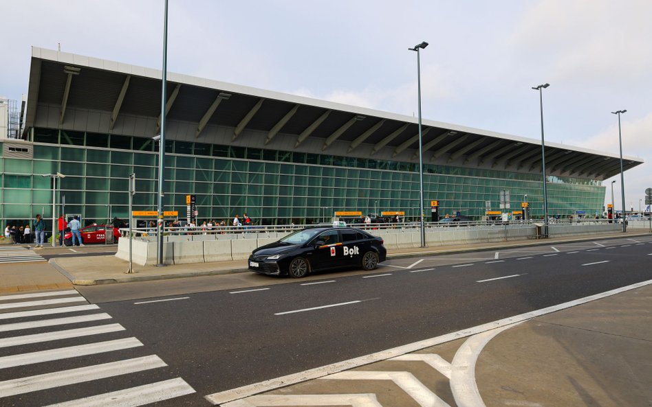 Polskie Porty Lotnicze ogłosiły przetarg na przebudowę terminala Lotniska Chopina wraz pirsem połudn