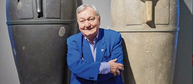 Erich von Däniken w Muzeum Historii Naturalnej w Wiedniu, dokąd przyjechał z wykładem „Czy wszystko 