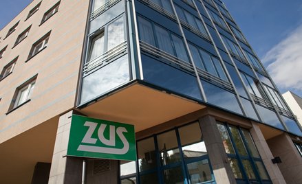 Dodatek osłonowy: seniorzy szturmują ZUS po zaświadczenia