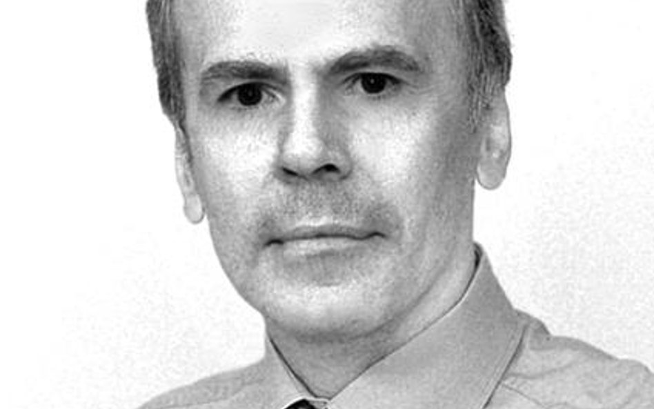 Sondaże polityczne przed wyborami 2011