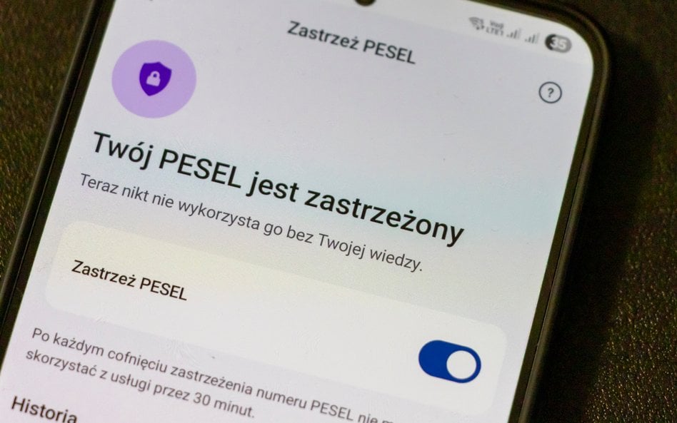 Mężczyzna zastrzegł PESEL. Mimo to ktoś rejestruje na niego samochody