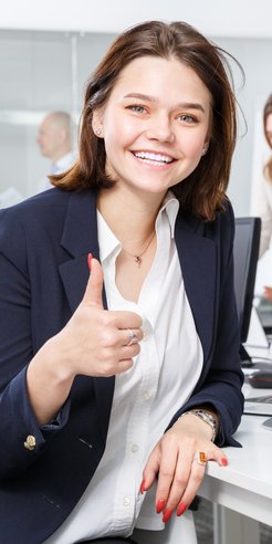 Psycholog zachęca do tego, by nauczyć się przyjmować komplementy. "Nie szukajmy w pochwałach drugieg