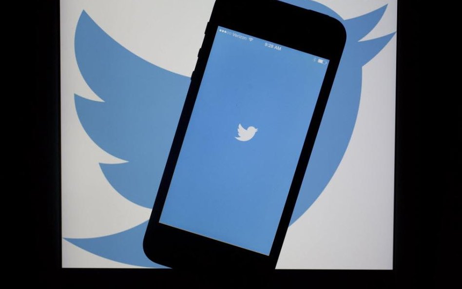 Twitter chce kupić aplikację do selfie
