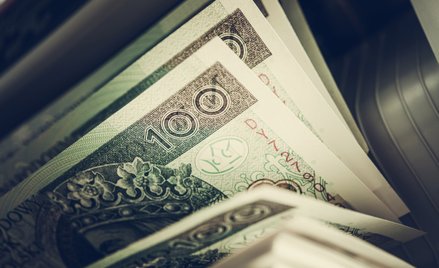 Cięcie stóp nie straszne złotemu