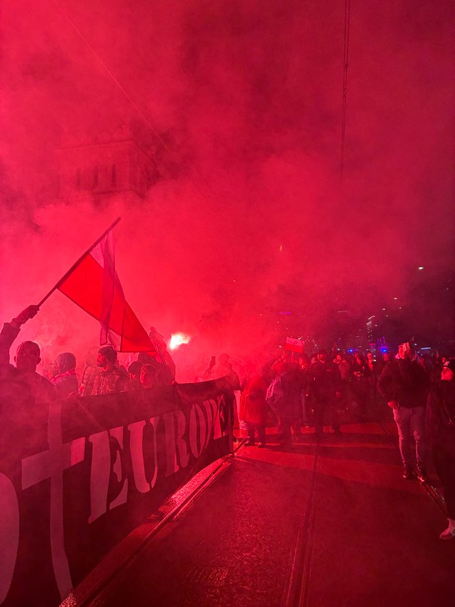 Idea suwerenności Polski dominowała w większości haseł, które nieśli demonstranci