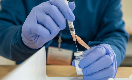 Maciejewski: Szczepionką jak cepem