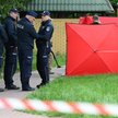 Funkcjonariusze policji w pobliżu miejsca strzelaniny przy ulicy Królowej Jadwigi w Białej Podlaskie