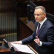 Prezydent RP Andrzej Duda przemawia podczas pierwszego posiedzenie Sejmu X kadencji na sali obrad Se