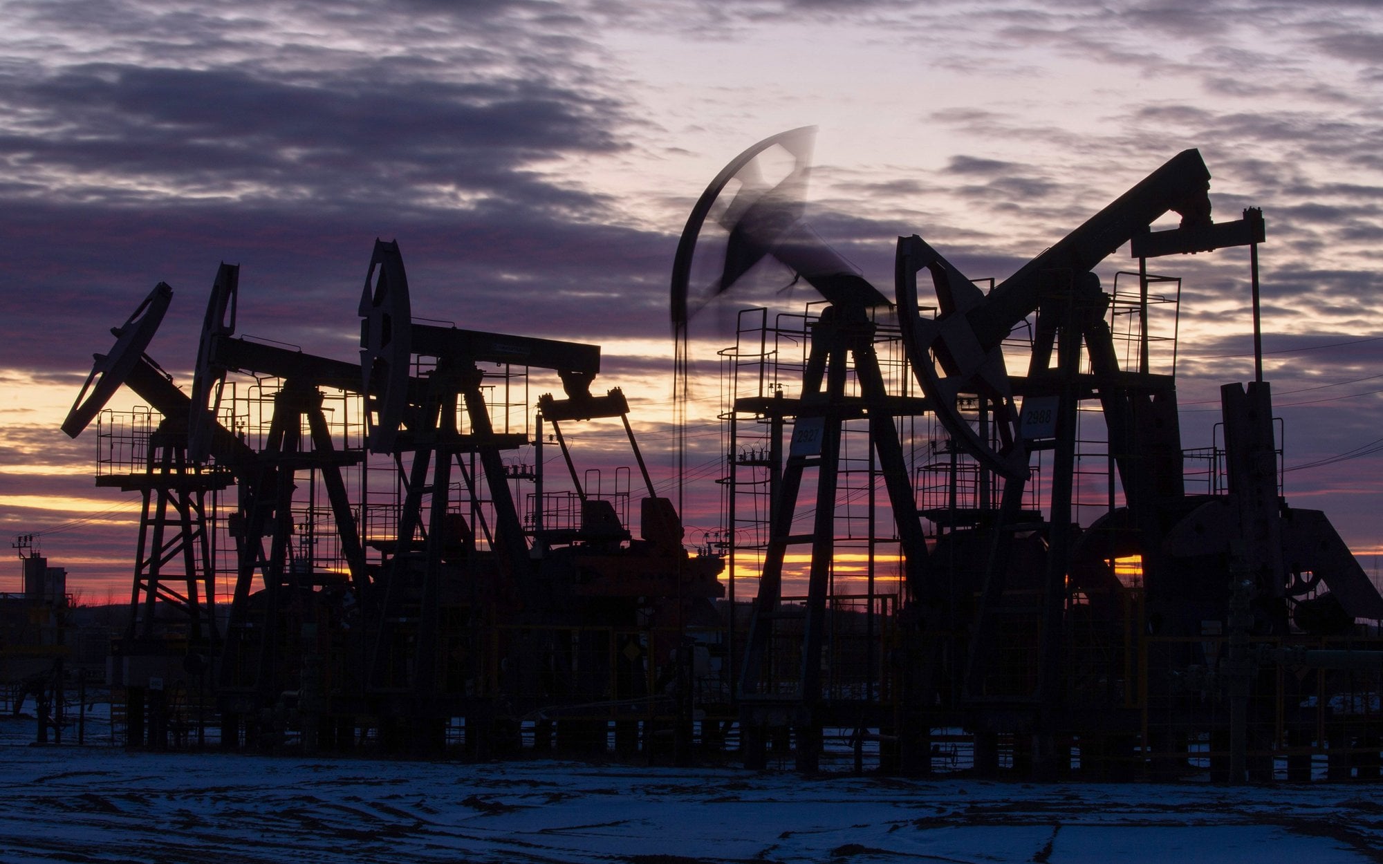 Symboliczna decyzja OPEC+ Zwiększenie wydobycia - tak, ale jak to zrobić?