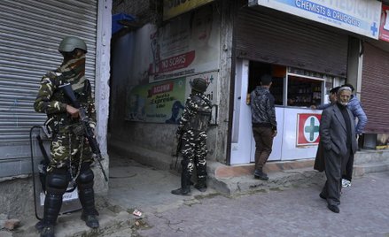 Strzały na granicy Indii z Pakistanem w Kaszmirze