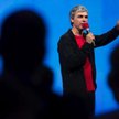 W ubraniowym luzie przoduje IT . Na zdjęciu szef Google'a Larry Page na branżowej konferencji.