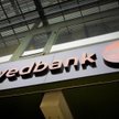 Inwestorzy wyprzedają akcje Swedbanku