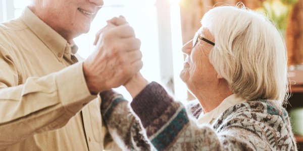 Bon senioralny czeka już tylko na podpis prezydenta Karola Nawrockiego