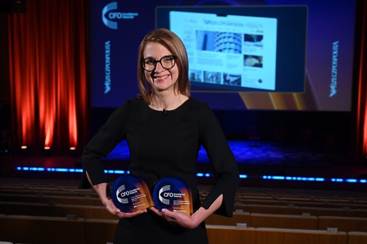 Marta Wrochna-Łastowska, CFO Grupy Żabka, odebrała nagrodę CFO Roku – Zrównoważony Rozwój (ESG) oraz