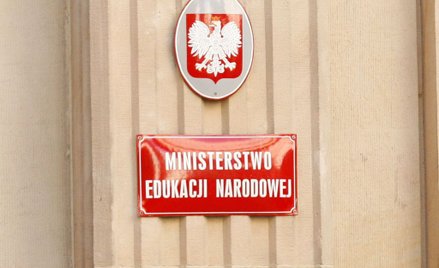 MEN: zasady bezpieczeństwa w szkołach od 1 września