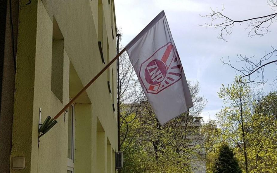 Oświatowa „S”: rząd nie zrealizował porozumienia strajkowego