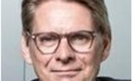 Nie róbmy z polskiej aukcji pośmiewiska