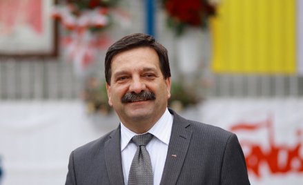 Janusz Śniadek: Prawo do obecności krzyża w życiu publicznym to przesłanie Sierpnia'80