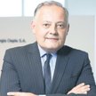 Prezes PGE Wojciech Dąbrowski zapowiada, że jesienią przedstawi nową strategię energetycznej grupy.