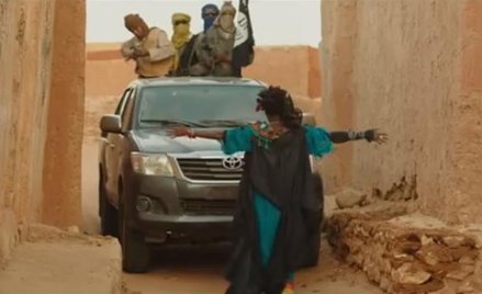 Fragment filmu "Timbuktu"