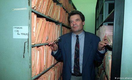 Enerdowska bezpieka Stasi nadal interesuje Niemców