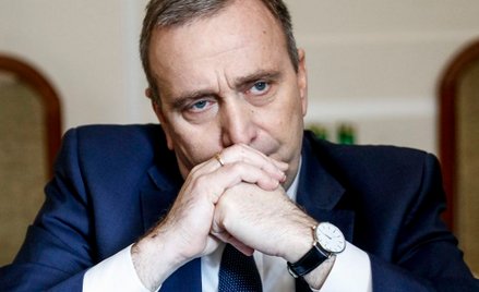 Sondaż: PiS zwiększa dystans do Koalicji Europejskiej