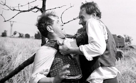 „Sami swoi” to film, którym Sylwester Chęciński (1930–2021) zyskał nieprzemijającą popularność