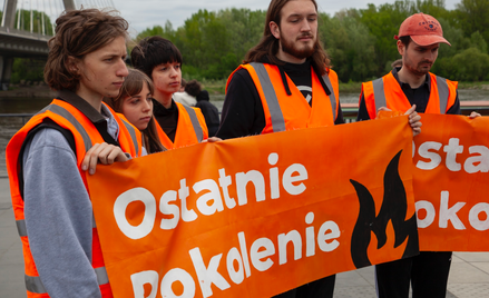 Aktywiści grupy Ostatnie Pokolenie zapowiedzieli kolejne protesty. Zablokują mosty w Warszawie?