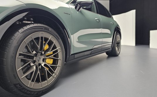 Porsche Cayenne Electric