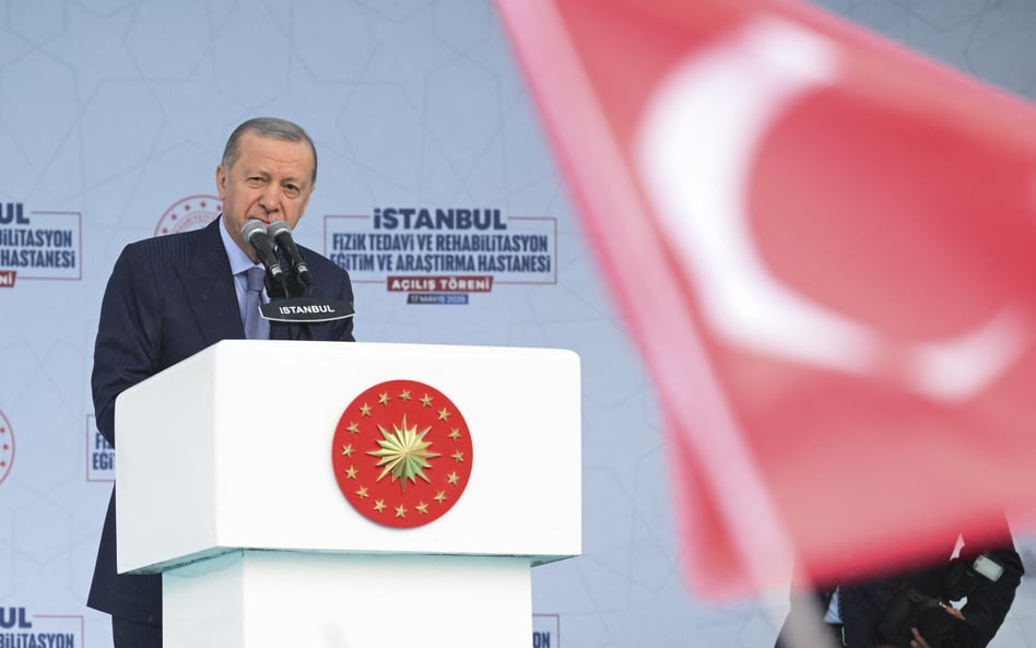 Prezydent Turcji Recep Tayyip Erdogan podczas otwarcia Szpitala Fizjoterapii i Rehabilitacji w Stamb