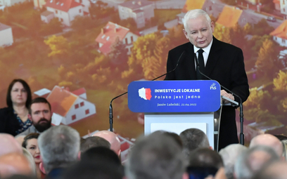 Jarosław Kaczyński wrócił do przedwyborczych objazdów po Polsce mimo problemów zdrowotnych