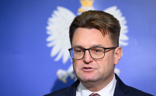 Nowe informacje o ataku nożownika na poznańskim Łazarzu podał prokurator Łukasz Wawrzyniak. W wyniku