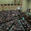 Nowy podatek dla koncernów paliwowych. Rząd chce sfinansować program „Ceny Paliwa Niżej”