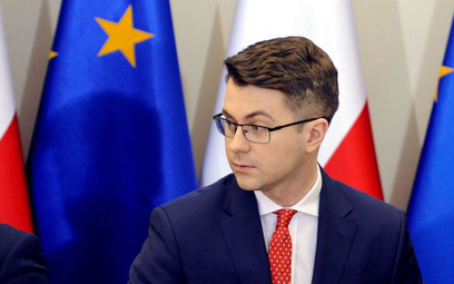 Müller: To prezes Kaczyński decyduje, w którym kierunku idzie cały obóz polityczny