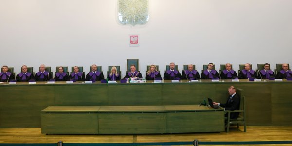 The ultimate  Court overturned the legal principle. It strengthens the alleged  non-judges and hits European courts