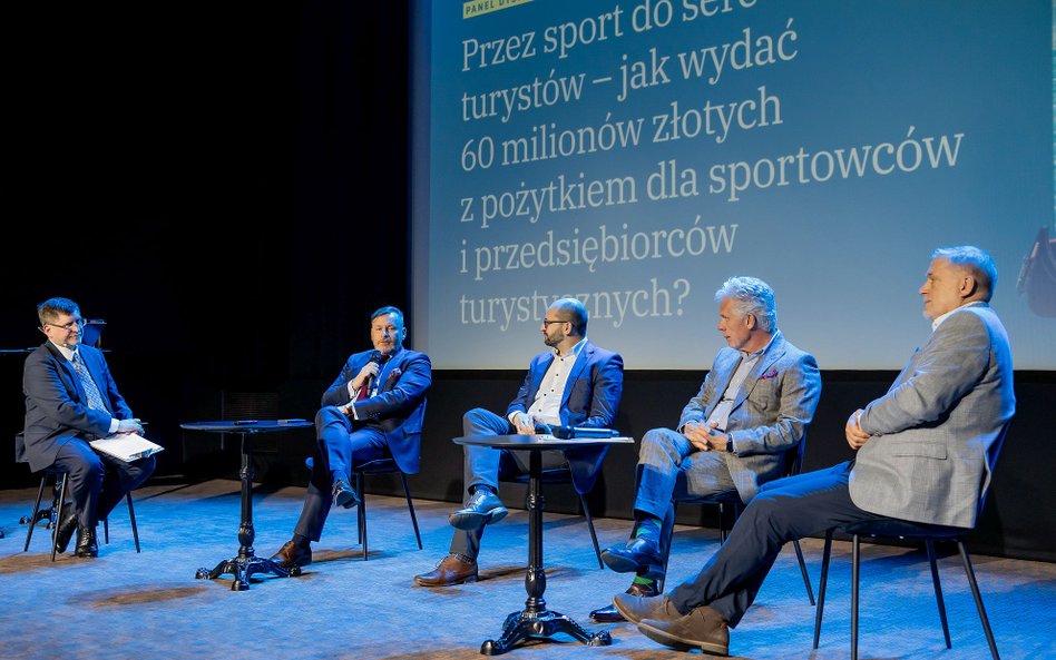 W debacie prowadzonej przez redaktora serwisu dla branży turystycznej Turystyka.rp.pl Filipa Frydryk