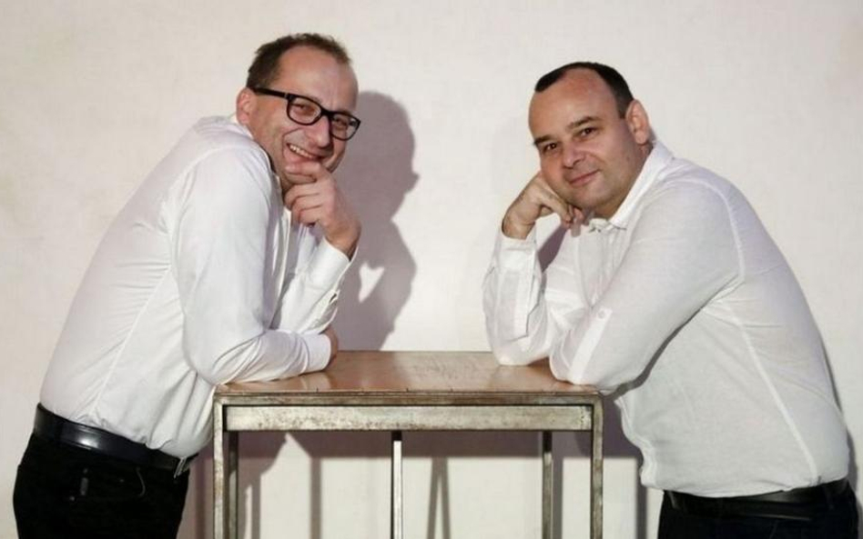 Cieślik & Górski: Koniec dobrej zmiany na stacji benzynowej