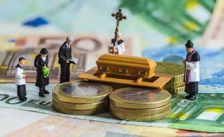 Jeden spadek, dwa postanowienia spadkowe. SN uchylił jedno z nich