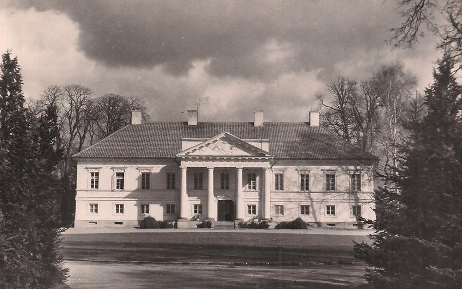 Pałac w Nowej Wsi w 1966 roku