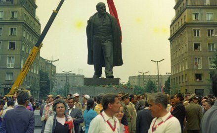 Nowa Huta, 20 lipca 1973 r. III Zlot Młodych Przodowników Pracy, Nauki i Wyszkolenia Bojowego, manif