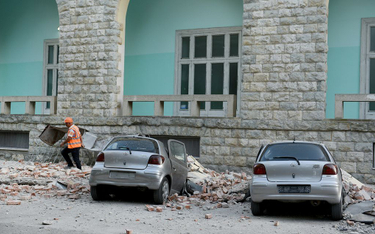 Silne trzęsienie ziemi w Albanii. Panika w Tiranie