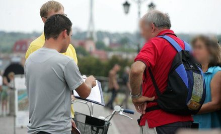 Jak firma rozlicza pośrednika