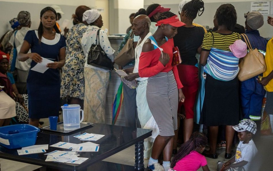 Zmiany klimatu i inflacja: Milionom w Zimbabwe grozi głód