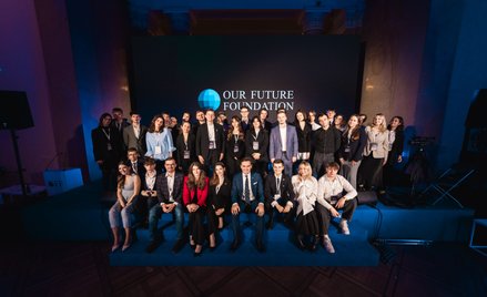 Harvard i Oxford z otwartymi drzwiami. Stypendyści Our Future Foundation wybrani