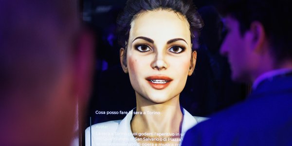 Cyfrowe klony podbiją sieć. Wirtualny influencer maszynką do robienia pieniędzy