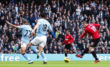 Wayne Rooney strzelił w derbach Manchesteru dwie bramki