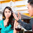 Indonezja: Kobiety będą jeść osobno, by "lepiej się zachowywać"