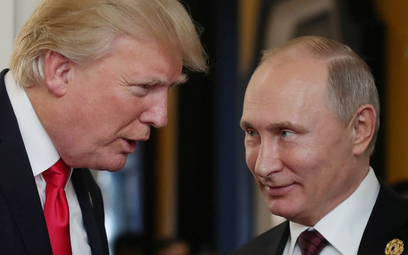 Ekspert mowy ciała: Putin podczas spotkania z Trumpem grał znudzenie