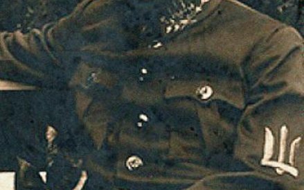 Machno wszedł w sojusz z atamanem Symonem Petlurą, ale jak twierdzą niektóre źródła, jednocześnie pr